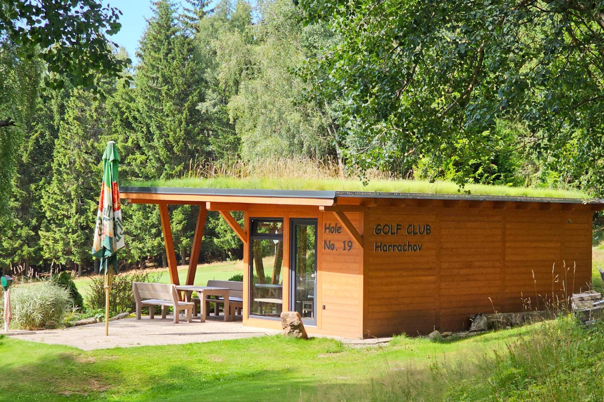 Enjoyharrachov: Sunny With Mountain Views And Entertainment Apartment