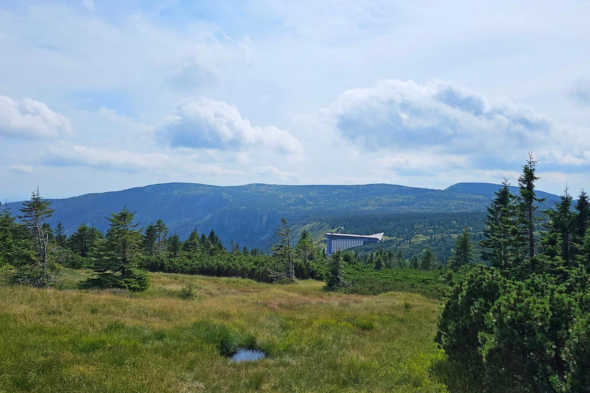 Enjoyharrachov: Sunny With Mountain Views And Entertainment Apartment *